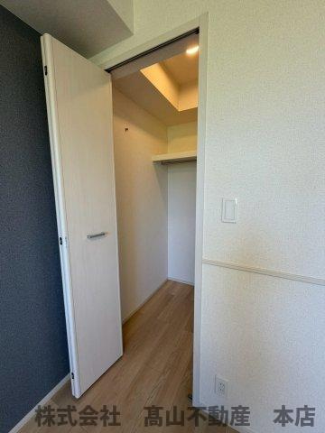 福津市津屋崎５丁目のアパートの収納