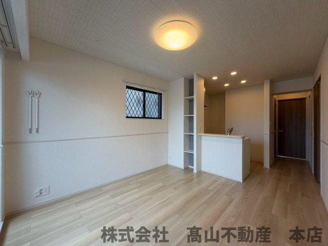 福津市津屋崎５丁目のアパートの居間・リビング