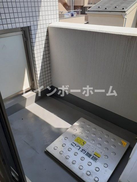 スリー　エムのバルコニー