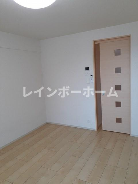 スリー　エムの寝室