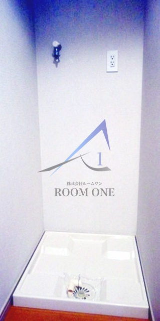 プルナス入谷の設備|洗濯機置き場です。