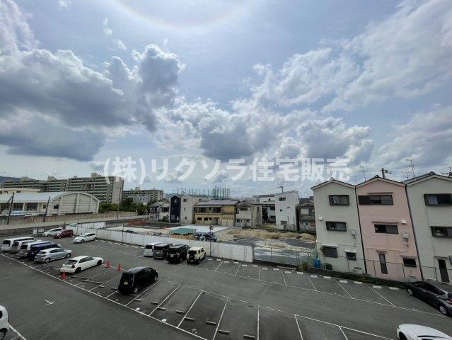灰塚4丁目　中古一戸建ての展望|■物件内覧・資金計画相談・住宅ローン相談、リフォーム相談、お問合せ受付中■
※当日・翌日のご内覧、ご相談はお電話でのお問合せがスムーズです！