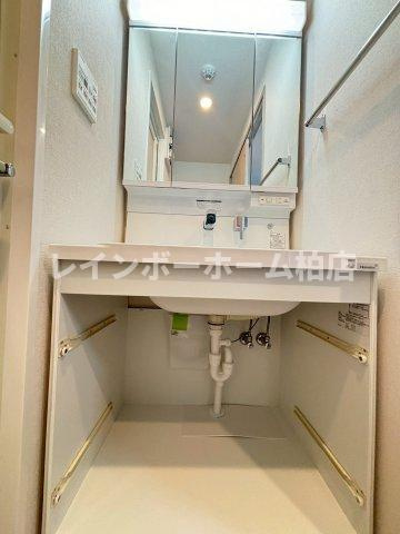 【仲介手数料：50％OFF】対象物件！の独立洗面台