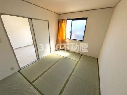 プレミールカドマの和室