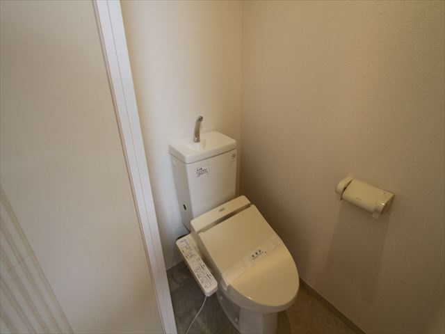 三軒茶屋サンハイツ　高層階　眺望良好　南向きのトイレ