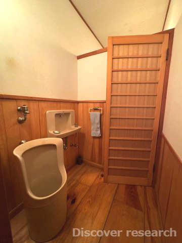 甲州市勝沼町 中古戸建のトイレ