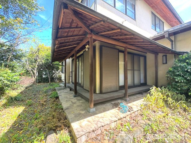 甲州市勝沼町 中古戸建の庭