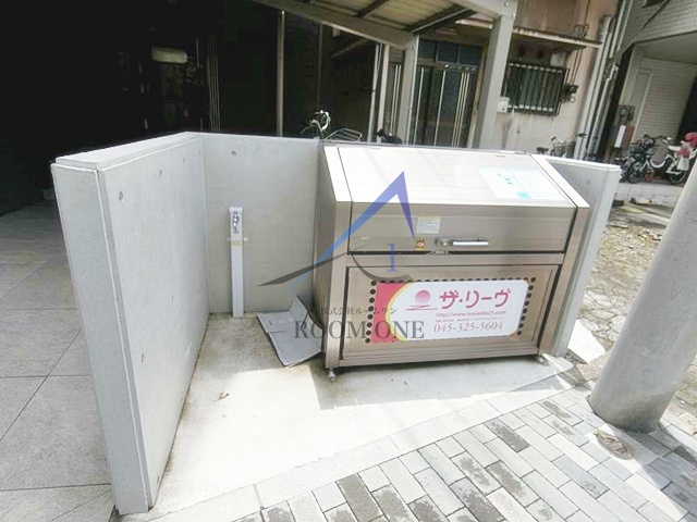 エフ・パークレジデンス横浜反町3261のその他共用部分|敷地内ごみ置き場です。