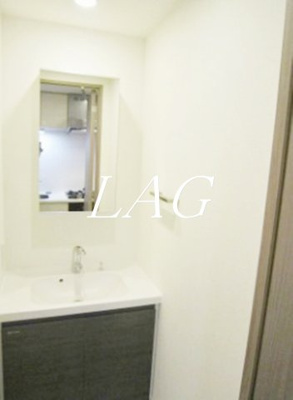 【洗面所】 | レガリス愛宕御成門 | 洗面台です。