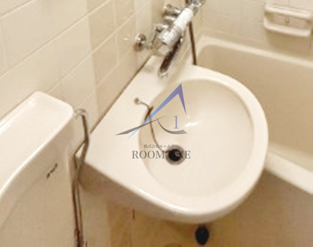 ライオンズマンション西新宿第７の洗面所|洗面台です。