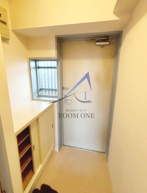 ライオンズマンション西新宿第７の玄関|玄関です。