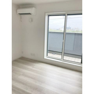 【寝室】 | リバーサイドO.M