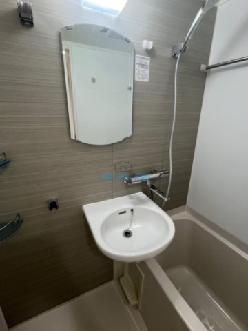 練馬区豊玉上２丁目の賃貸マンションの洗面所|同仕様
