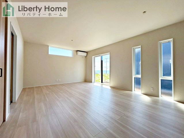 日立市東大沼町4丁目　3号棟　新築戸建の居間・リビング