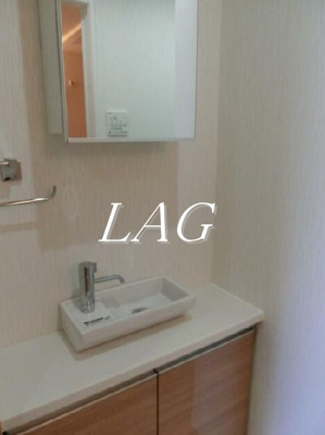 【洗面所】 | アーバンコート目黒 | 洗面台です。