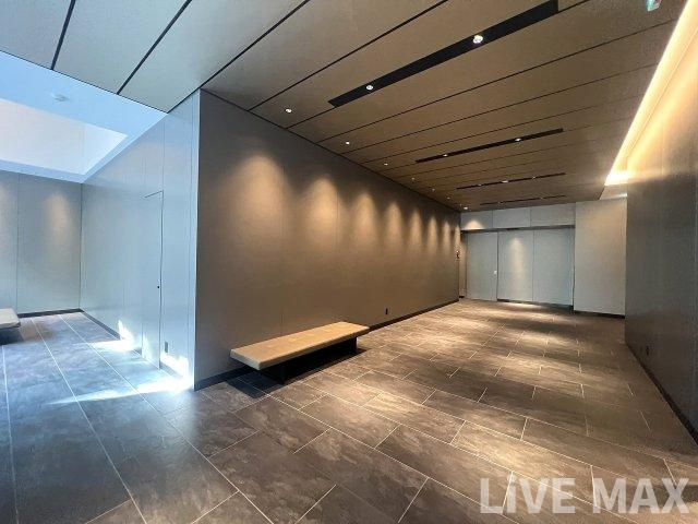【ロビー】RJR堺筋本町タワー