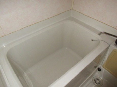 旭ハイツの浴室