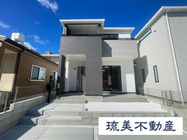 南城市佐敷新開1番（全3棟）A号棟