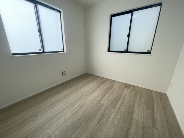 南城市佐敷新開1番（全3棟）A号棟の洋室|※同仕様写真です