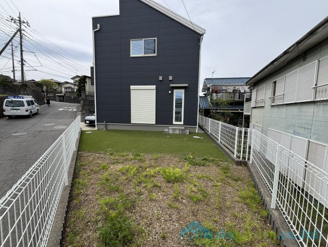 秦野市渋沢　中古戸建の庭