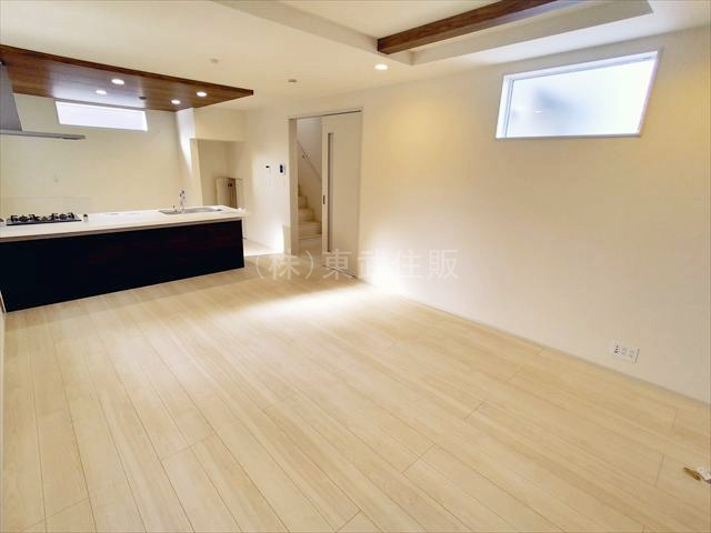 【居間・リビング】の画像