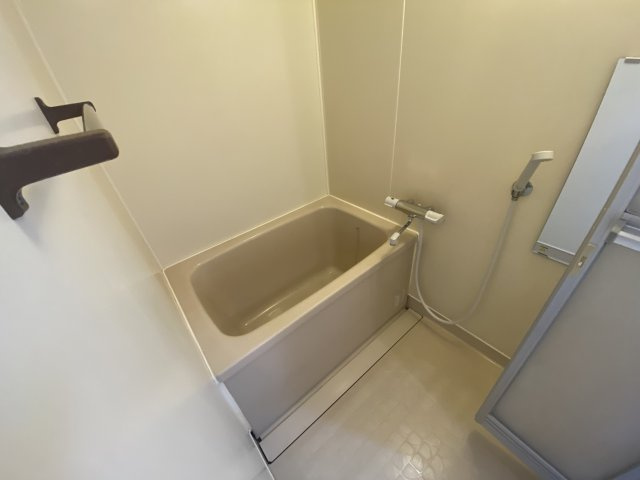 四之宮マンションの浴室