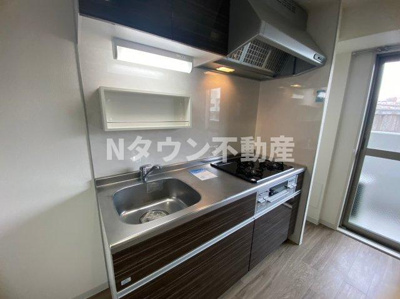 【キッチン】 | ルノンドームA | キッチンでお料理をお楽しみください