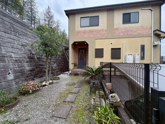 鳩山町松ケ丘　中古戸建　「高坂駅」バス13分　敷地92坪　【鳩山小学区】の外観