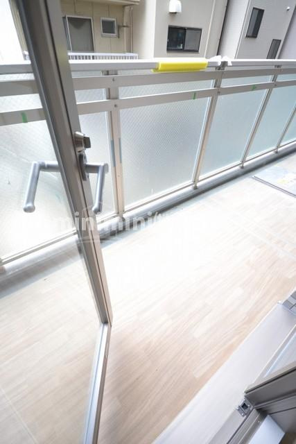 エスリード中之島クロスゲートのバルコニー