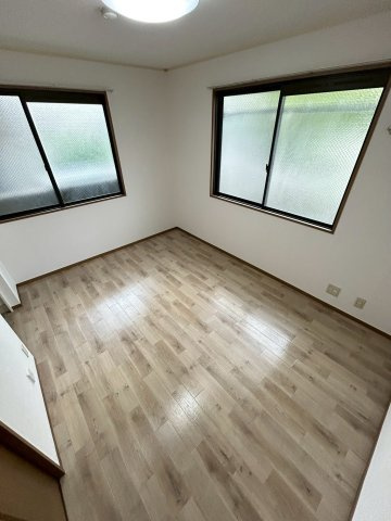 ジュネス住吉の居間・リビング