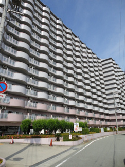 【外観】 | シャンテ川西1号棟　4階