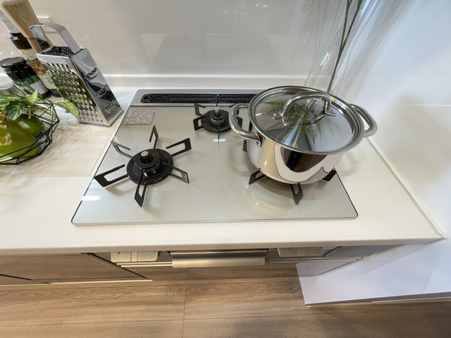 グラーサ白金高輪のキッチン