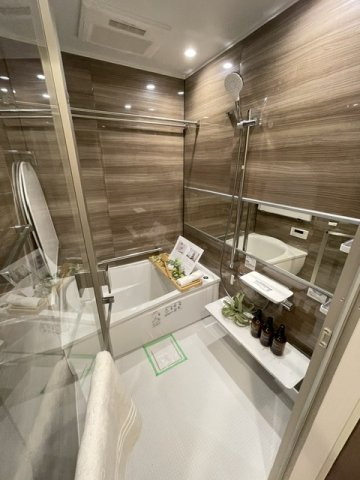 グラーサ白金高輪の浴室