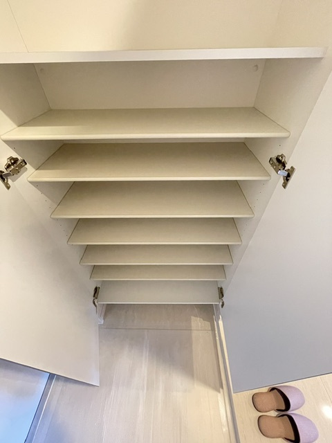 グラーサ白金高輪の玄関