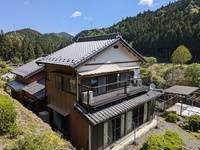 浜松市天竜区佐久間町浦川　三遠南信道ICまで車約5分の6LDK邸宅