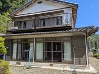 浜松市天竜区佐久間町浦川　三遠南信道ICまで車約5分の6LDK邸宅の外観|外観もきれいです