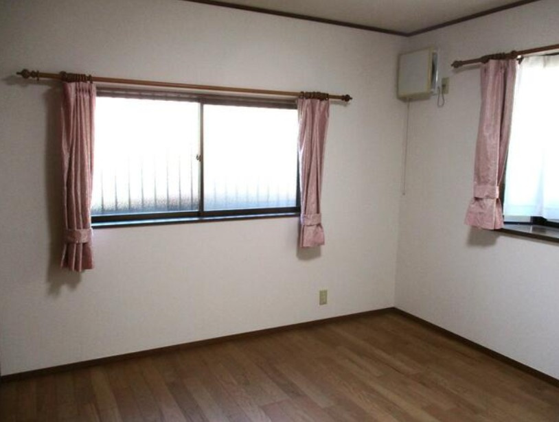 上井草4丁目貸家の寝室