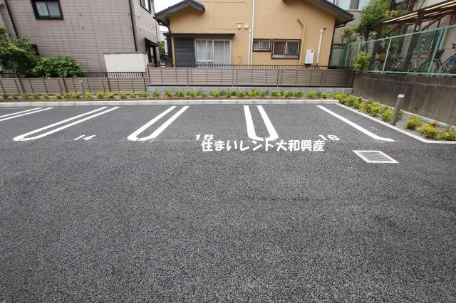 ディアコートの駐車場
