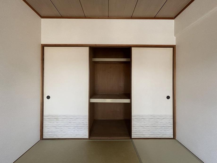 レック住道スカイハイツの収納|和室の押入
■物件内覧・資金計画相談・住宅ローン相談、リフォーム相談、お問合せ受付中■
※当日・翌日のご内覧、ご相談はお電話でのお問合せがスムーズです！