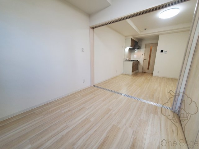 ACT DOORS天六の内装