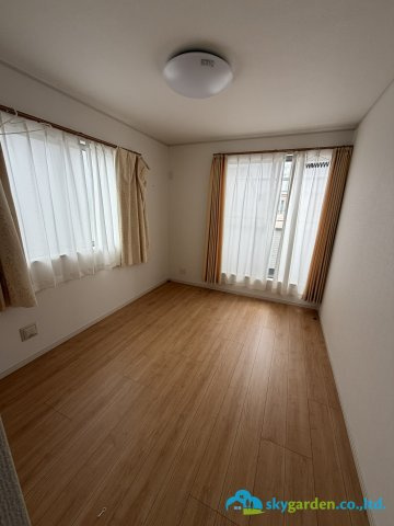 平塚市諏訪町　中古戸建の子供部屋