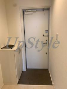 【玄関】 | シャーマ北綾瀬