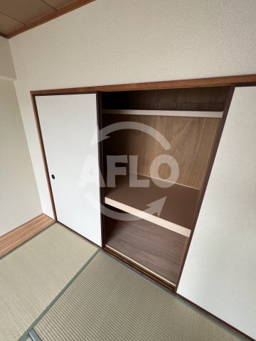 ファミリープラザ朝潮橋B棟　三先小学校の収納|ファミリープラザ朝潮橋B棟　押入