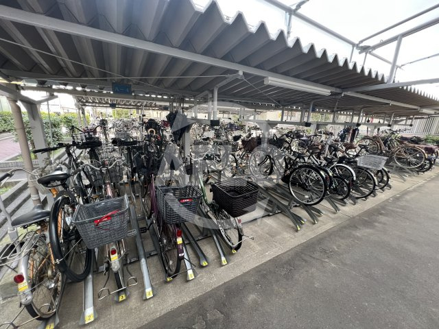 ファミリープラザ朝潮橋B棟　三先小学校のその他共用部分|ファミリープラザ朝潮橋B棟　駐輪場