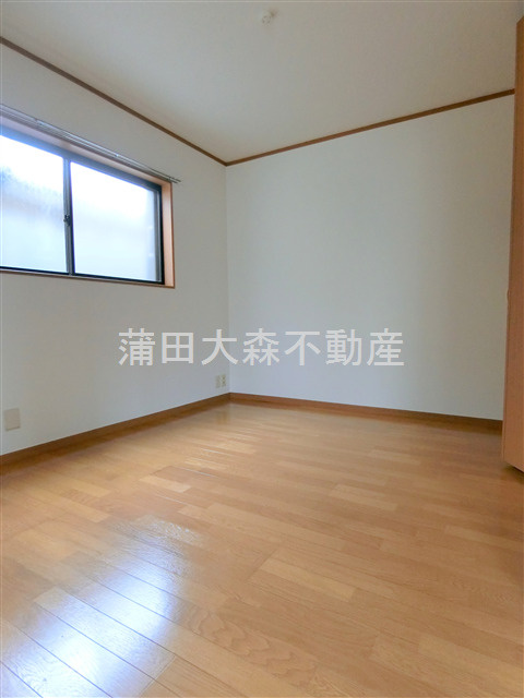 西蒲田2丁目戸建の居間・リビング