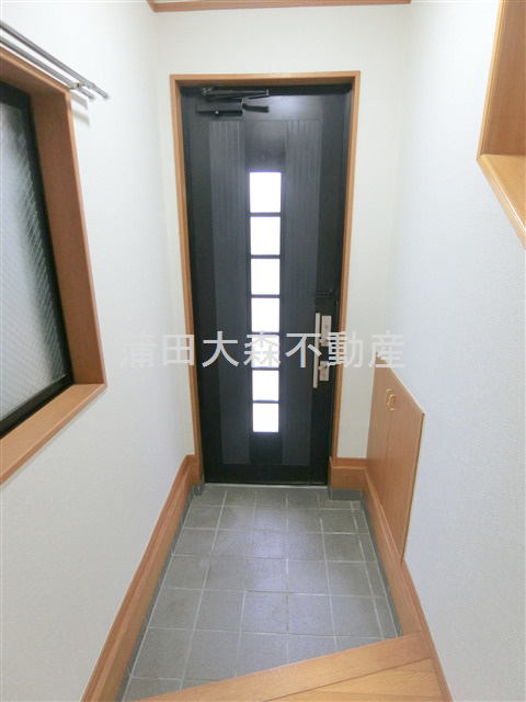 西蒲田2丁目戸建の玄関