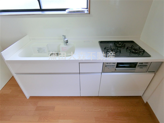 西蒲田2丁目戸建のキッチン