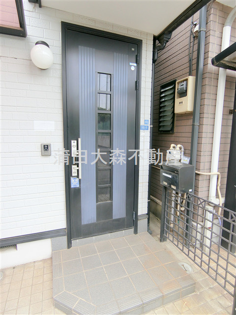 西蒲田2丁目戸建の玄関