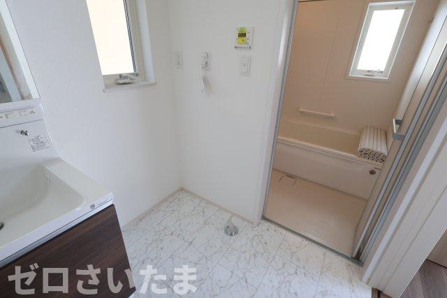 《仲介手数料無料》富士見市羽沢１丁目28-28第新築一戸建てファーストタウンのランドリースペース