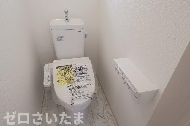 《仲介手数料無料》富士見市羽沢１丁目28-28第新築一戸建てファーストタウンのトイレ